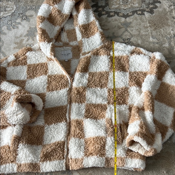 Checkered Jacket - Picture 3 of 6